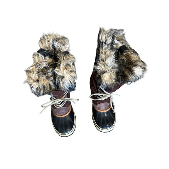 Sorel hand crafted natural rubber women’s boots size 10 - Picture 1 of 7
